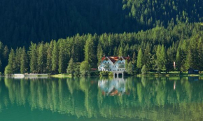 Hotel Seehaus - Mountain Lake Resort